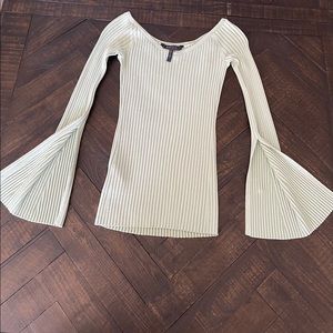 Bcbgmaxazria blouse in light green, size S.
